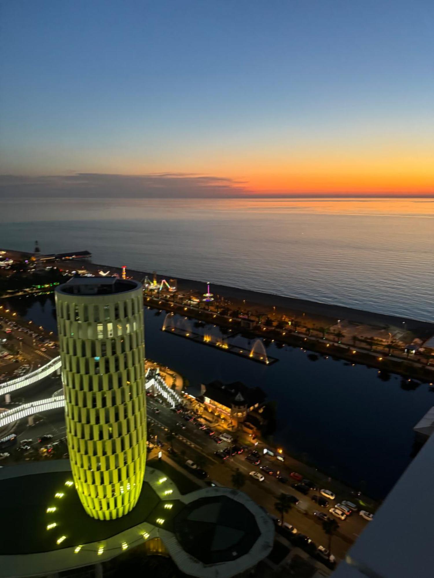 Alliance Palace Aparthotel By Marriott Batumi Exterior photo